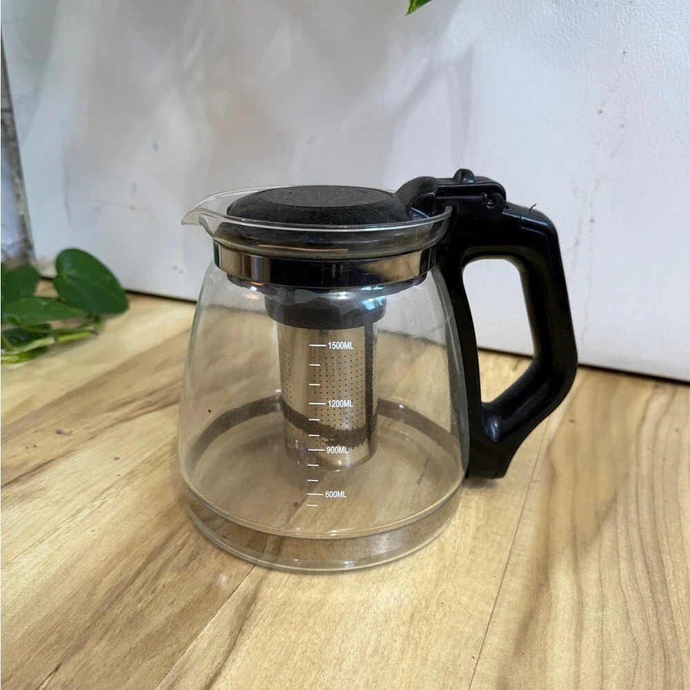 Glass Teapot with Black Handle